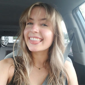 Meet your Posher, Ellie